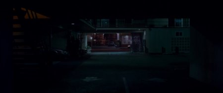 Неоновый демон (2016)