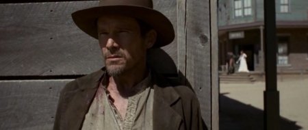 В долине насилия (2016) В долине насилия (2016)