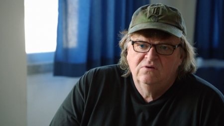 Куда бы еще вторгнуться? (2015)