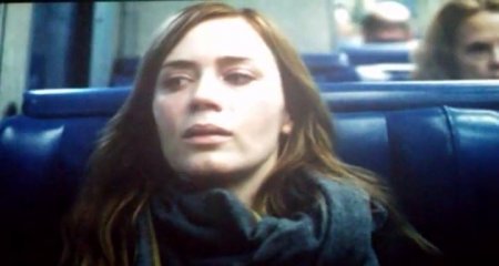 Девушка в поезде (2016) Девушка в поезде (2016)