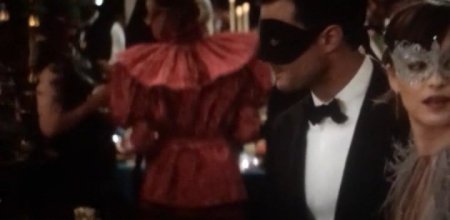 На пятьдесят оттенков темнее (2017)