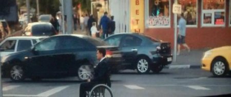 Любовь с ограничениями (2016) Любовь с ограничениями (2016)